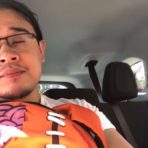 Meet your Posher, Andres